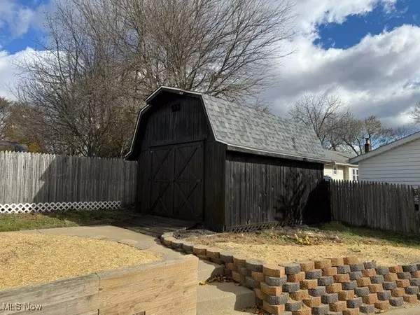 Akron, OH 44314,2679 Edwin AVE