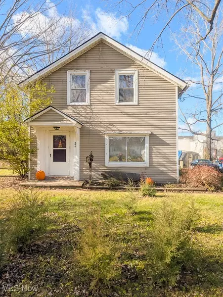 296 S Pleasant ST, Oberlin, OH 44074