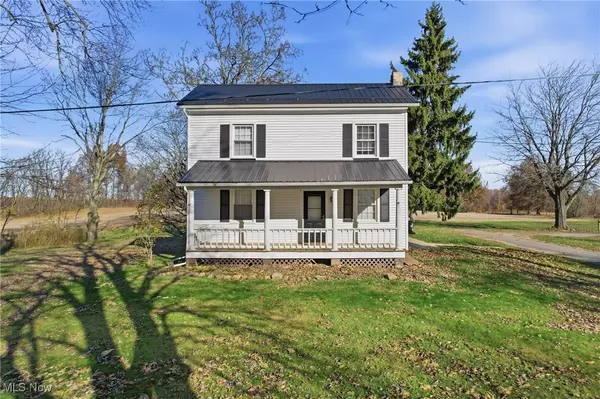 12192 Leffingwell RD, Berlin Center, OH 44401