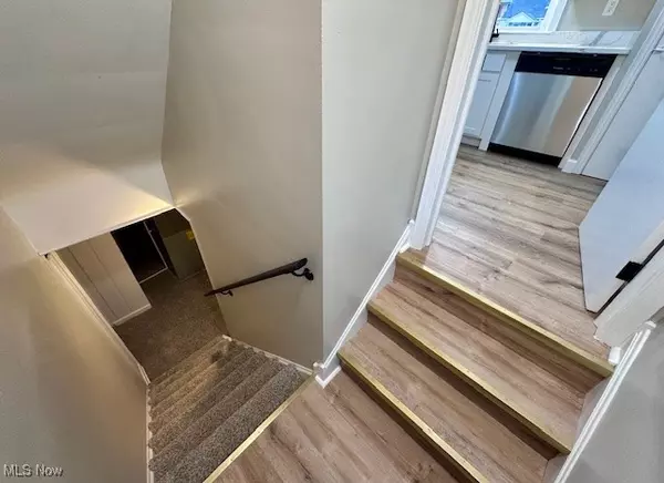 Euclid, OH 44132,25731 Zeman AVE