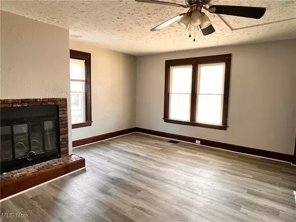 Ashtabula, OH 44004,5522 Adams AVE