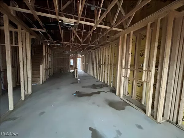 Willoughby, OH 44094,5082 Shepherds Glen