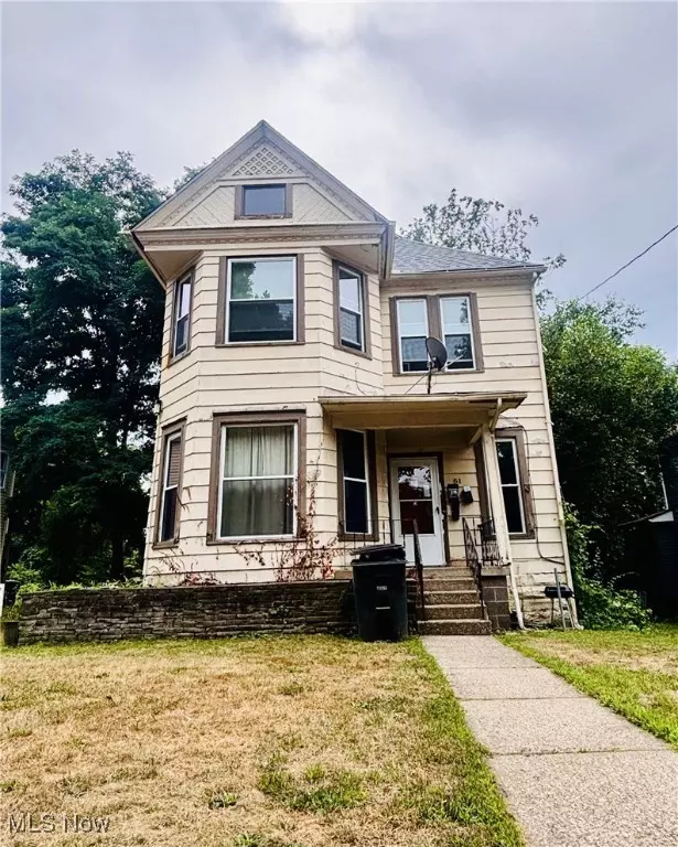 Akron, OH 44302,51 Oakdale AVE