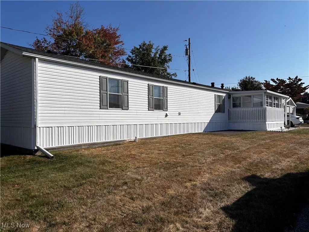 Doylestown, OH 44230,18592 Edwards RD #137