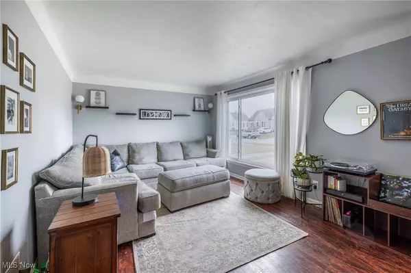 Parma, OH 44134,2922 Grovewood AVE