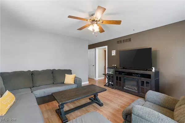 Barberton, OH 44203,441 Glenn ST