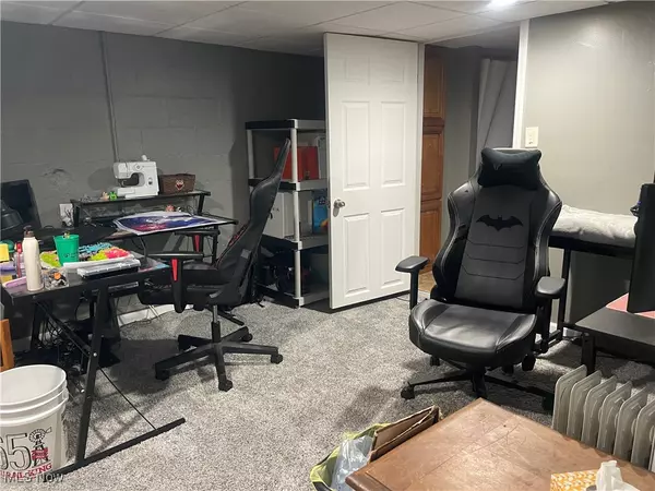 Vienna, WV 26105,301 39th ST