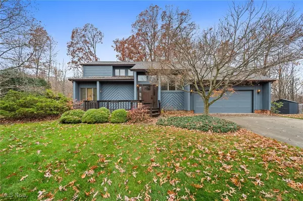 7660 Weathervane CT, Concord, OH 44060