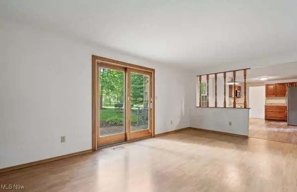 Hudson, OH 44236,5601 Sunset DR