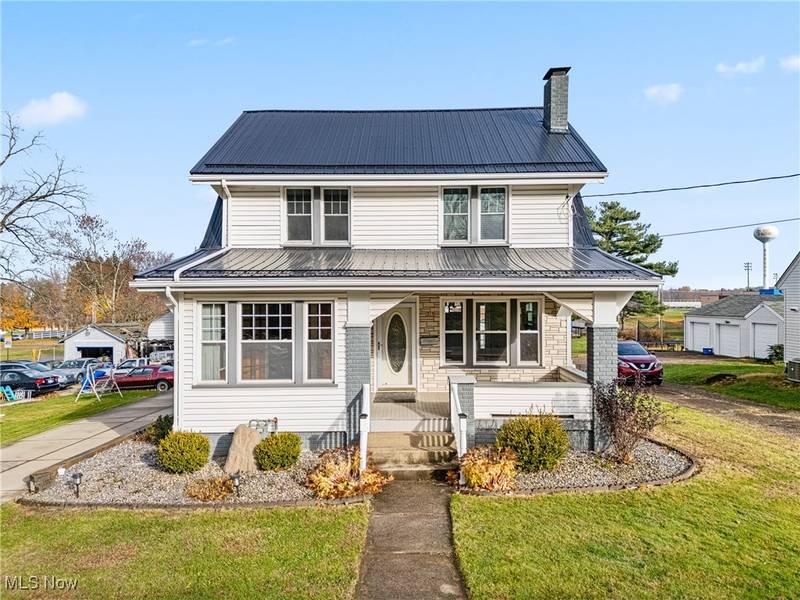 313 Nassau ST E, East Canton, OH 44730