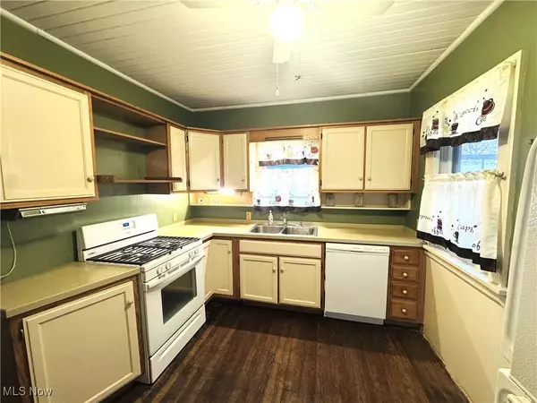 Lakewood, OH 44107,1539 Elbur AVE