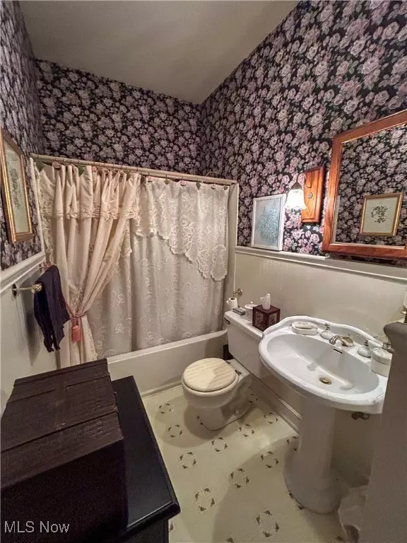 Vienna, OH 44473,1115 Scoville North RD