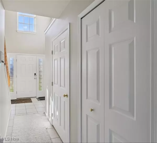 Berea, OH 44017,118 BOULDER DR