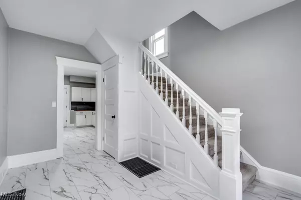 Canton, OH 44703,811 Troy PL NW