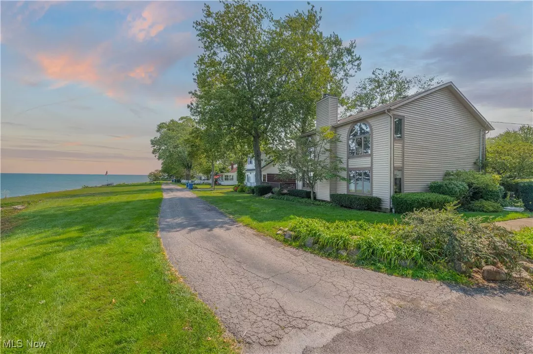 Sheffield Lake, OH 44054,4502 Edgewater DR