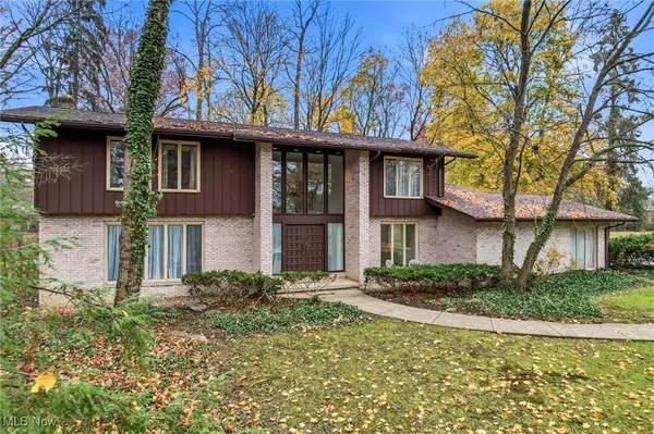 Liberty, OH 44505,1345 Stonington DR