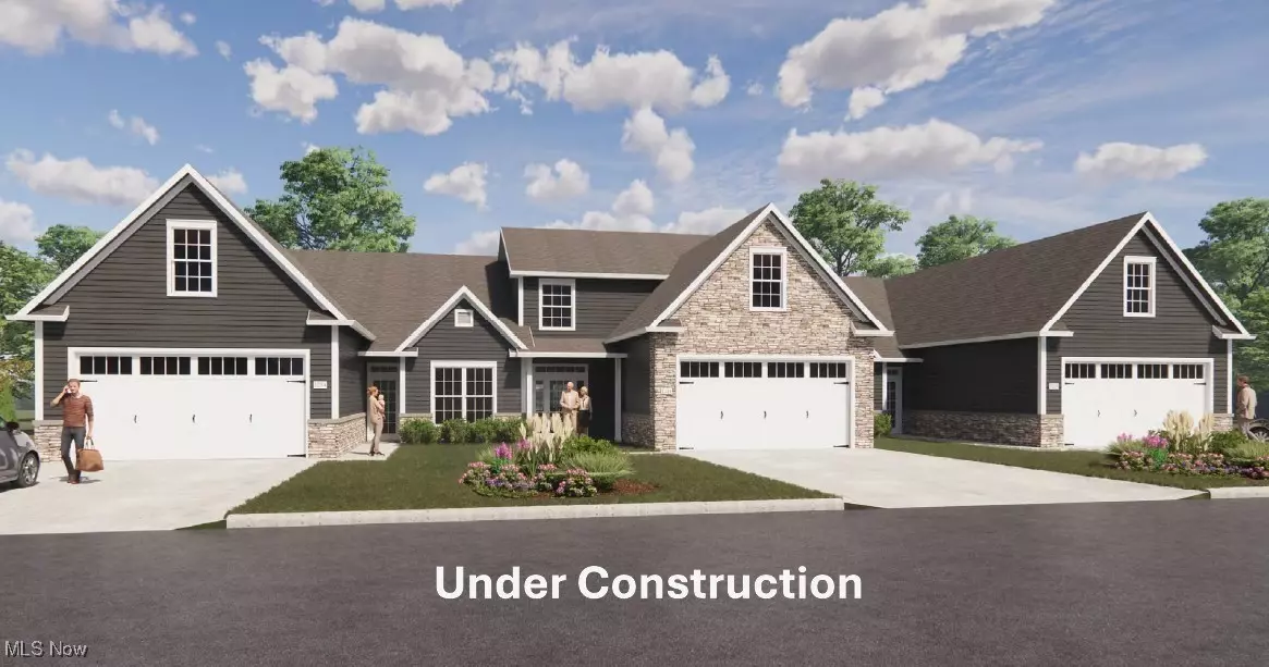 Canton, OH 44708,5829 Hawks Nest CIR NW