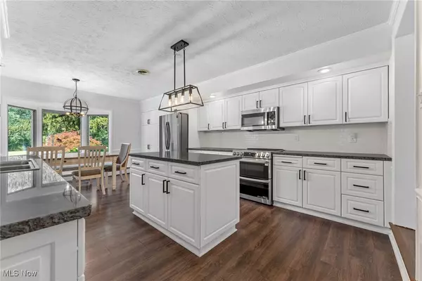 Copley, OH 44321,2941 Copley RD