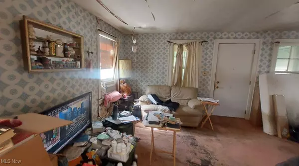 Akron, OH 44301,1425 Elder AVE