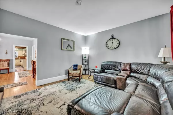 Cleveland, OH 44109,4743 Broadale RD