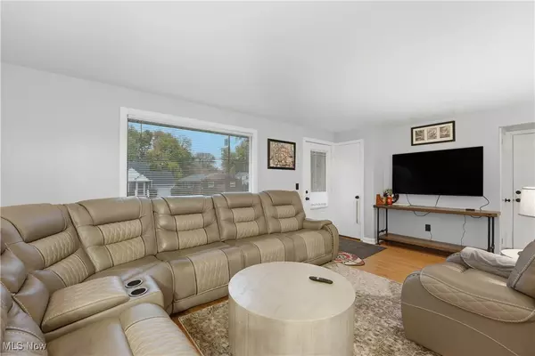 Canton, OH 44709,1015 37th ST NW