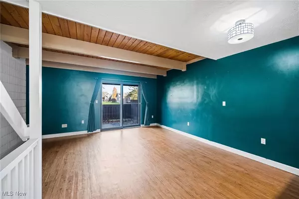 Ravenna, OH 44266,312 Bryn Mawr #E ST