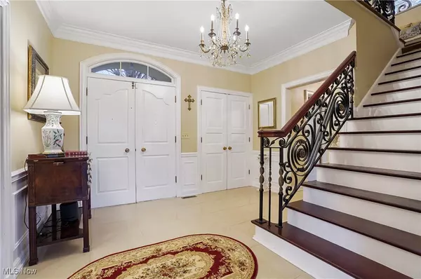 Warren, OH 44484,367 Country Club DR NE