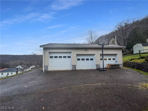 Weirton, WV 26062,175 Wall ST