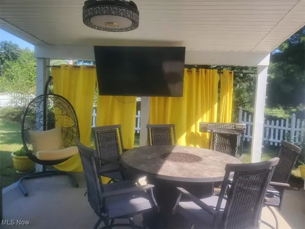 Canton, OH 44714,4015 Pelham ST NE