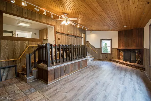 Willoughby, OH 44094,4223 Kirtland RD