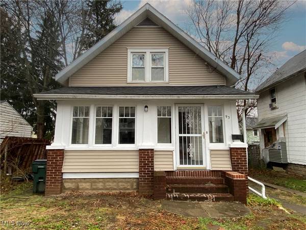 93 NW 22nd ST NW, Barberton, OH 44203