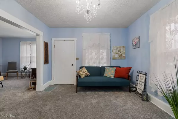 Massillon, OH 44646,202 Rose AVE SE