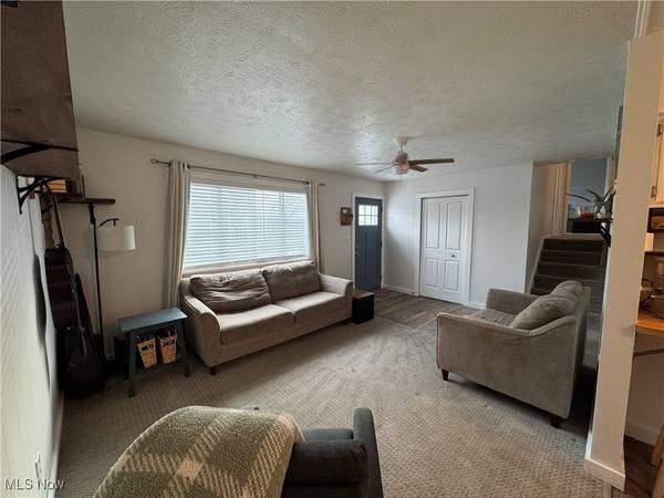 Youngstown, OH 44509,634 N Hartford AVE