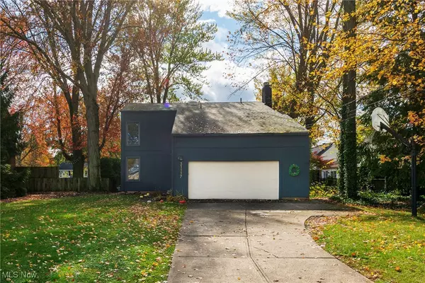 31117 Walker RD, Bay Village, OH 44140