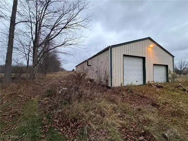 Medina, OH 44256,5684 Carlton RD