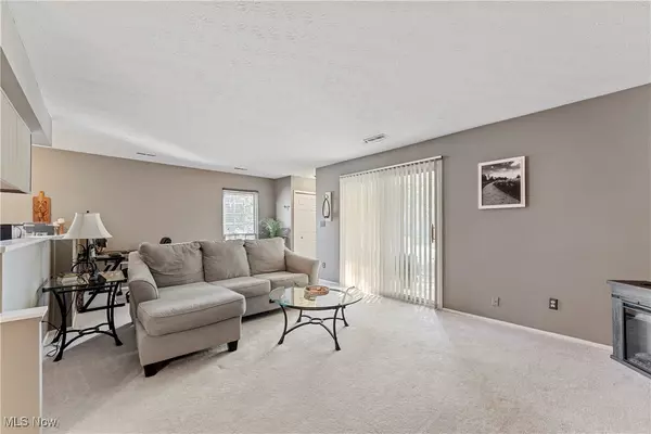 Stow, OH 44224,4910 Independence CIR #D