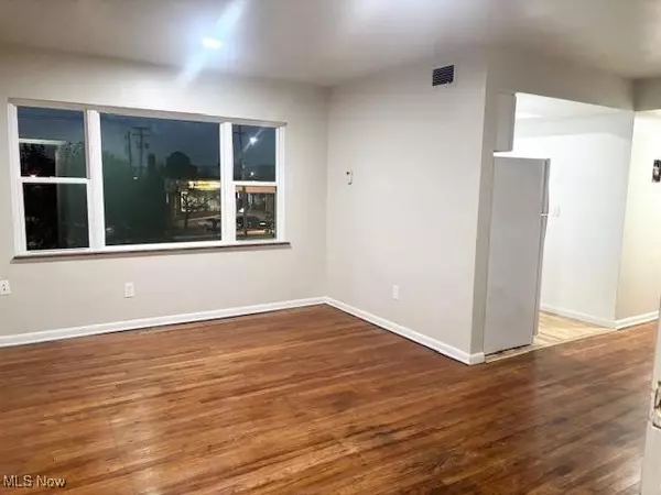 Euclid, OH 44117,22550 Euclid AVE #103