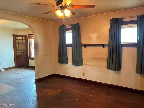 Akron, OH 44314,880 Jason AVE