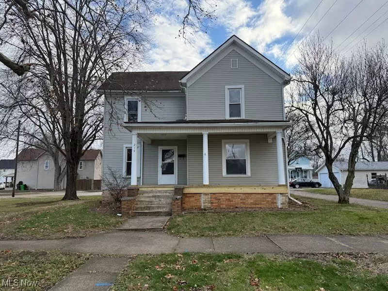 Uhrichsville, OH 44683,214 W 7th ST