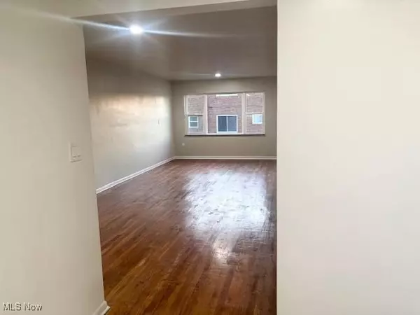 Euclid, OH 44117,22550 Euclid AVE #102