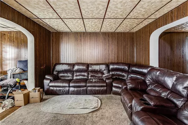 Wellsville, OH 43968,511 Aten AVE