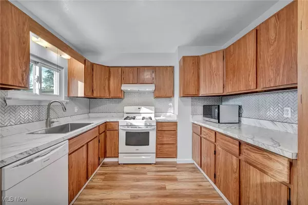 North Ridgeville, OH 44039,34111 W Point DR