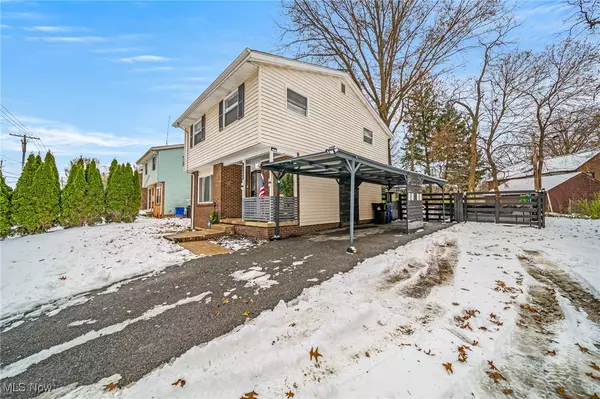 Cleveland, OH 44120,13400 S Woodland RD