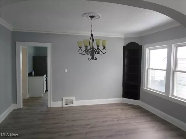 Garfield Heights, OH 44125,4850 E 90th ST