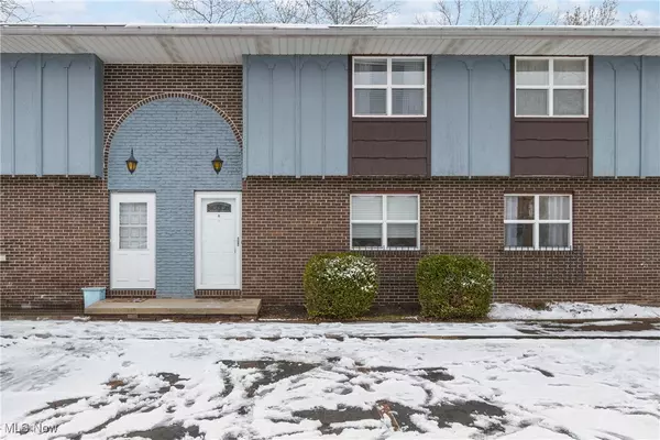 270 Lincoln ST SW, Hartville, OH 44632