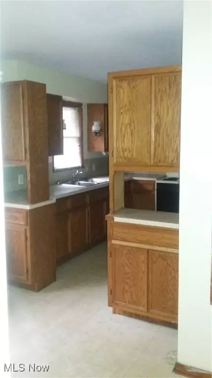 Youngstown, OH 44509,73 S Hartford AVE