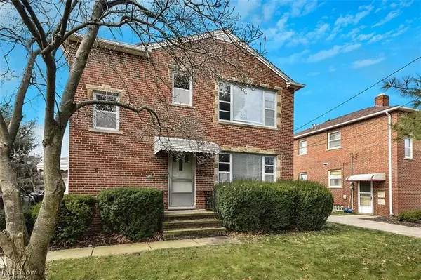 2346 Westmoor Rd, Rocky River, OH 44116