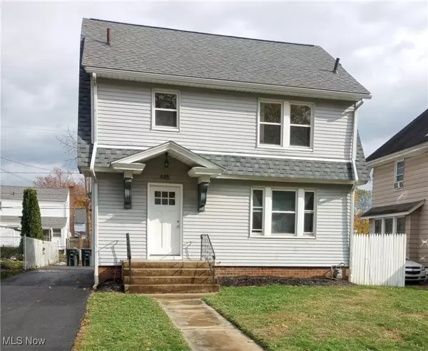 445 Beechwood DR, Akron, OH 44320