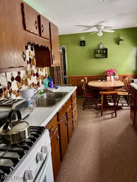 Warren, OH 44485,1065 Hartman AVE NW