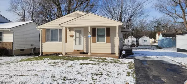 214 Hamrock DR, Campbell, OH 44405